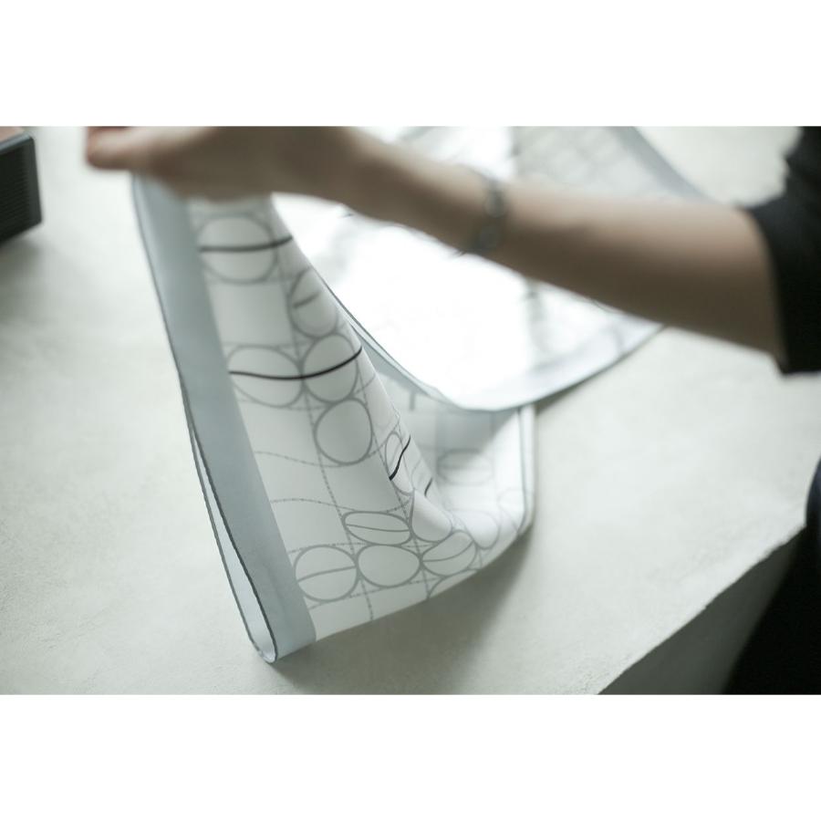 Prism Gray - Deung Gi-deok Kung Deoreoreore Jeongganbo Merchandise (tumblbug)