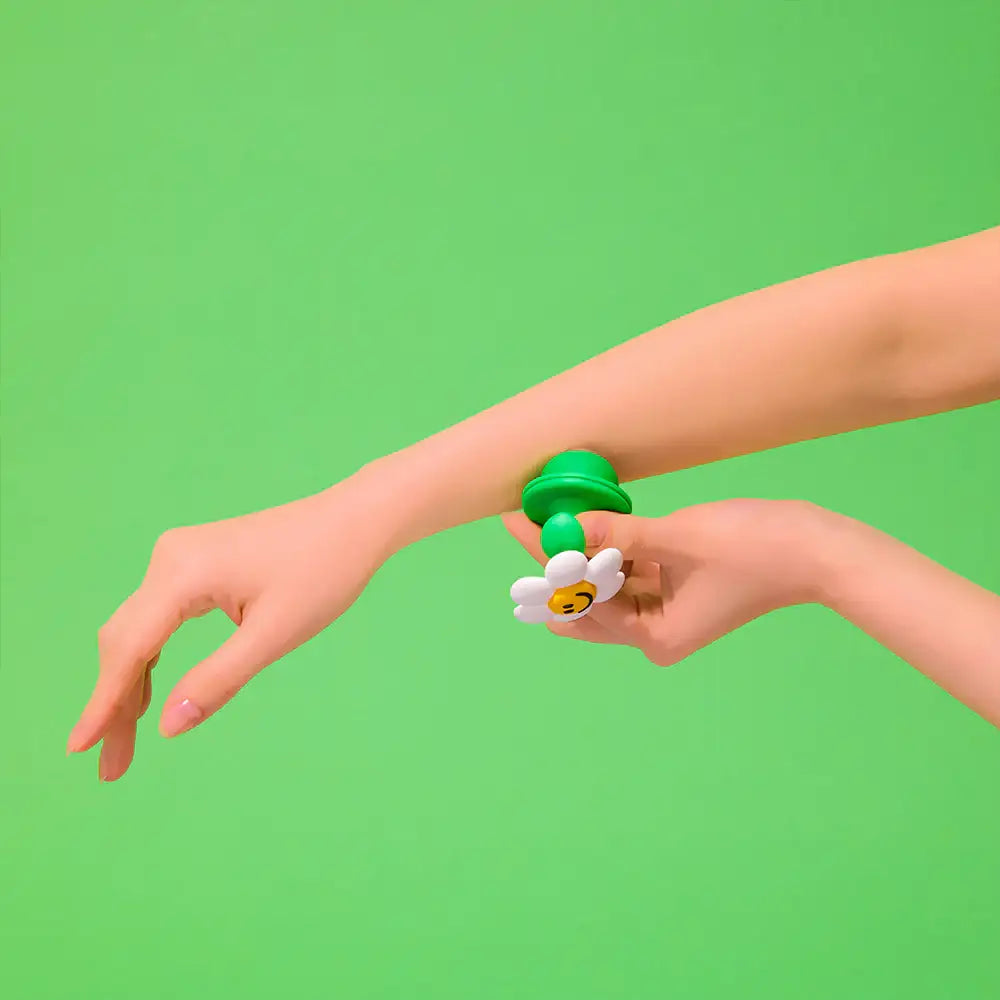 Wiggle Wiggle - Smile We Love Mini Massage Roller - Wiggle Wiggle - Mini Massager - Harumio