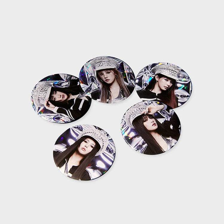 (G)I-DLE - Can Badge (Version 2) - Line Friends Square - Can Badge - Harumio