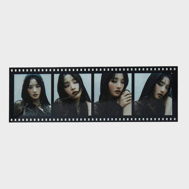 (G)I-DLE - 4-Cut Photocard - Line Friends Square - Photocard - Harumio