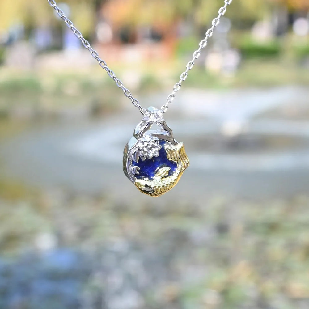 Ellie - Oriental painting of the night sky Pond Necklace (tumblbug)