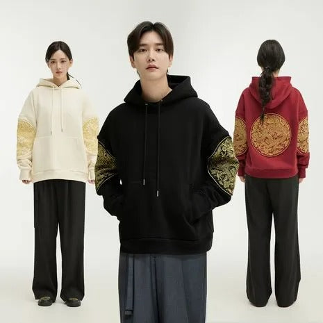 Sheen Seoul Incorporating the King's Dragon into OOTD (tumblbug)