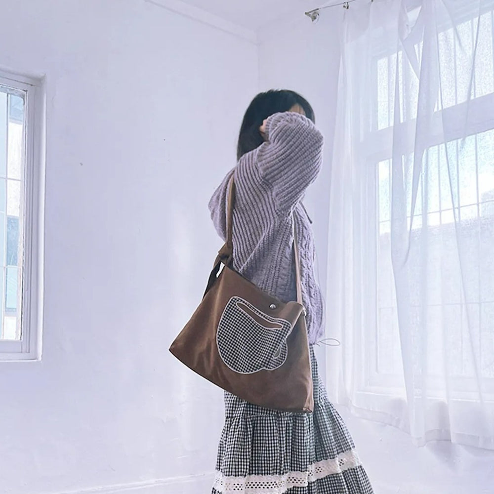 Mocha Coffee Embroidered Bag for a Cute Peddler (tumblbug)