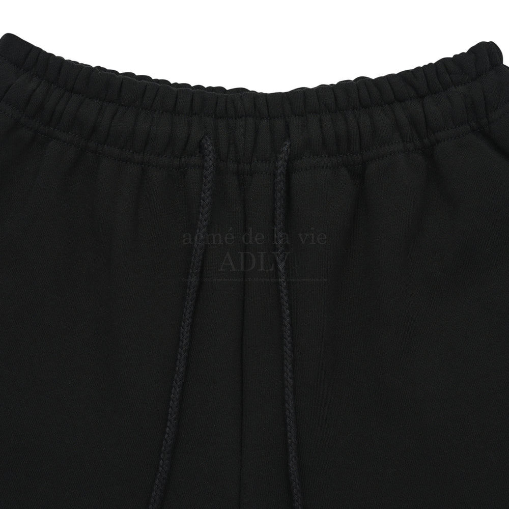 ADLV x Lisa - Circle Wappen Training Short Pants (W)