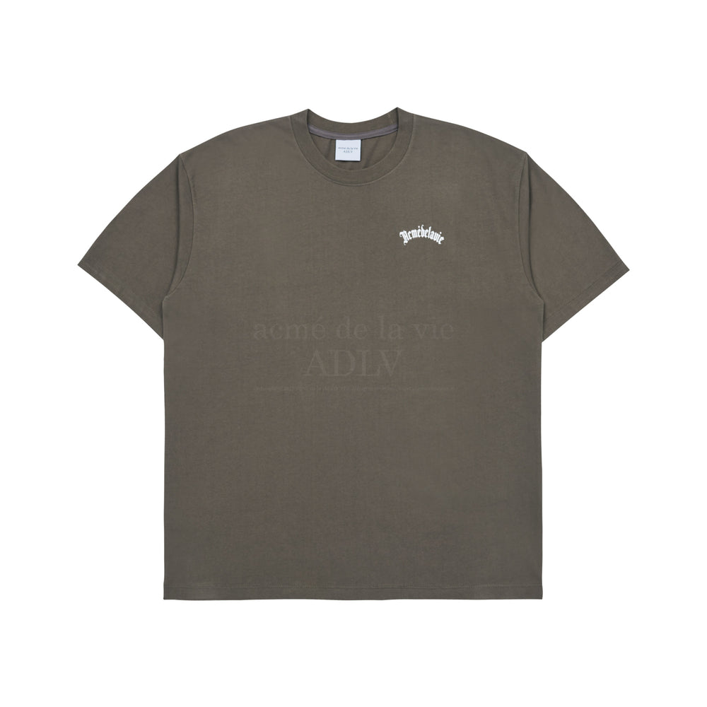 ADLV x Lisa - Gold Chain Bear Doll Basic Short Sleeve T-Shirt