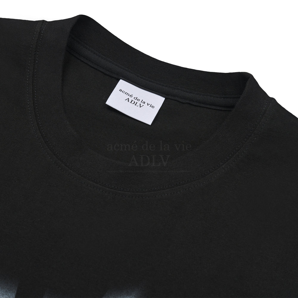 ADLV - Blur Zoom In Logo Short Sleeve T-Shirt