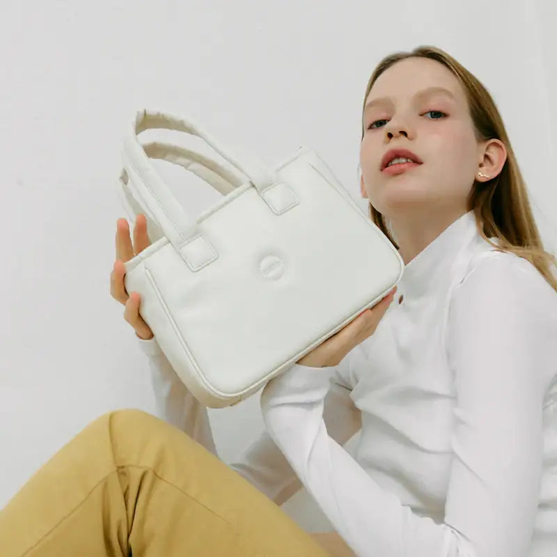 CARLYN - Tofu - CARLYN - Handbags - Harumio