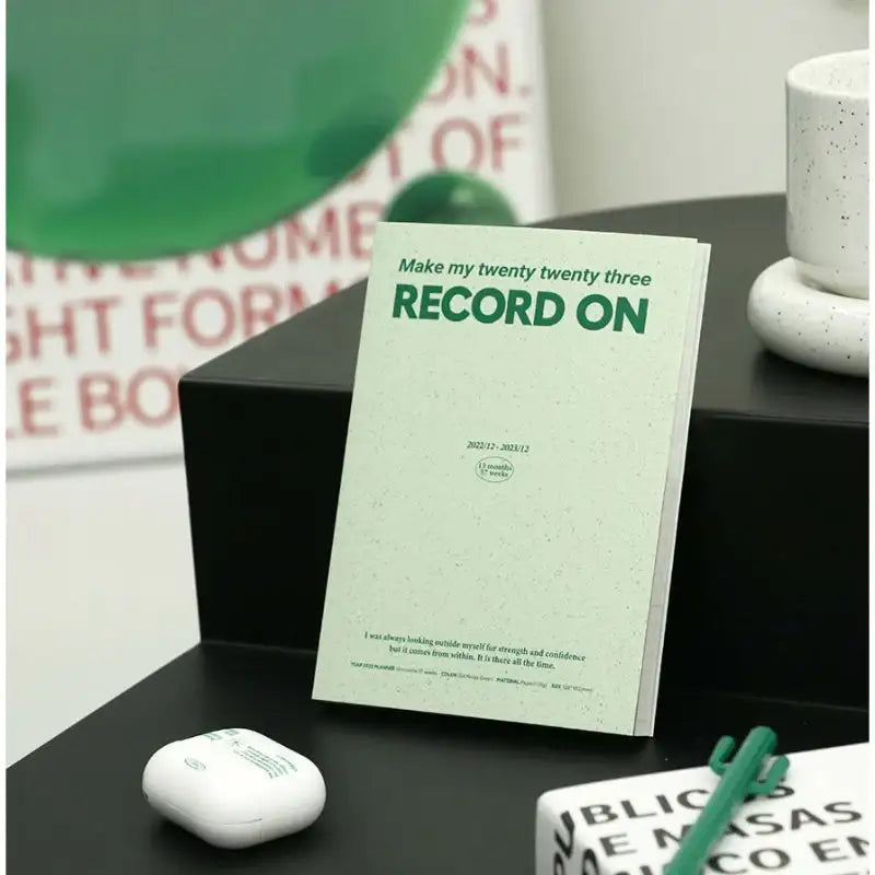 ICONIC - 2023 Record-On Weekly Diary B6 - ICONIC - Diary - Harumio