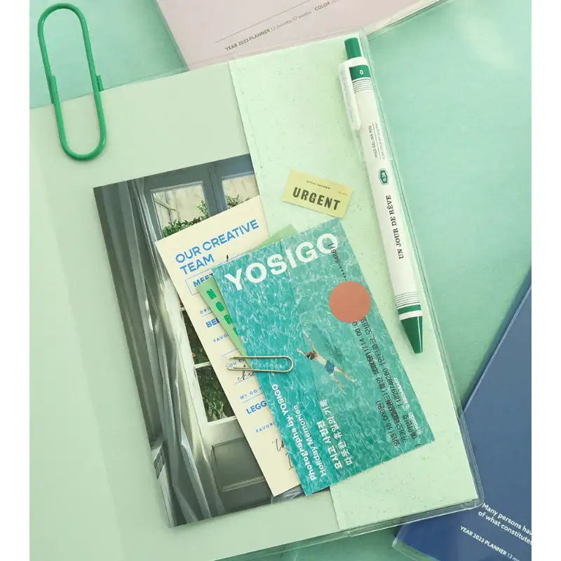 ICONIC - 2023 Record-On Plan Weekly Diary A5 - ICONIC - Diary - Harumio