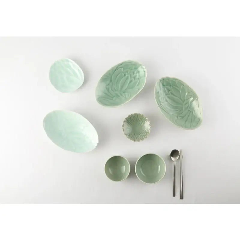 Chaora - Celadon Lotus Ellipse Bowl - Chaora - Tableware - Harumio