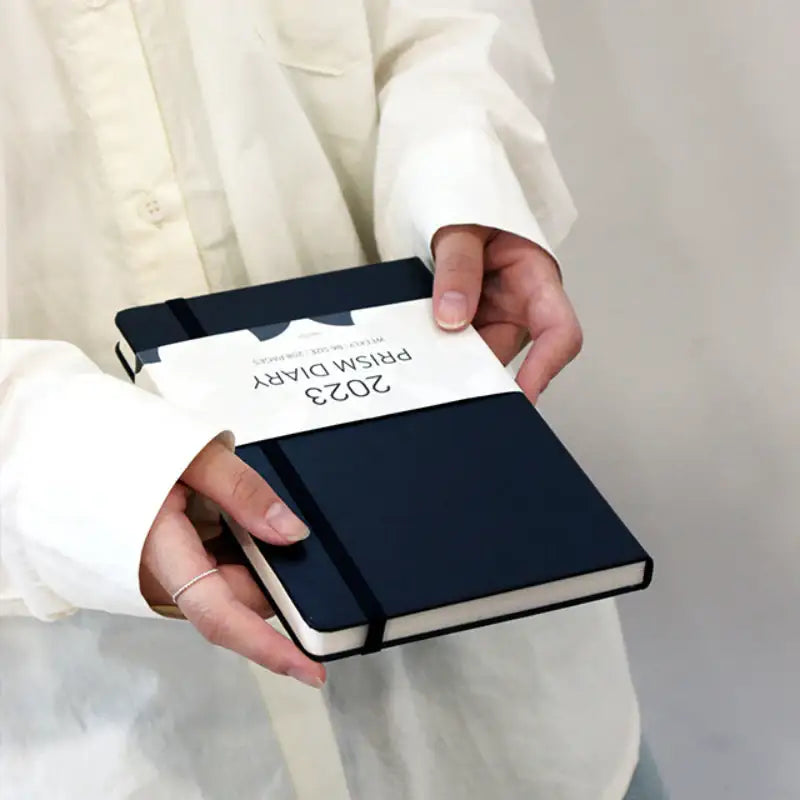 INDIGO - 2023 Prism Weekly Diary B6