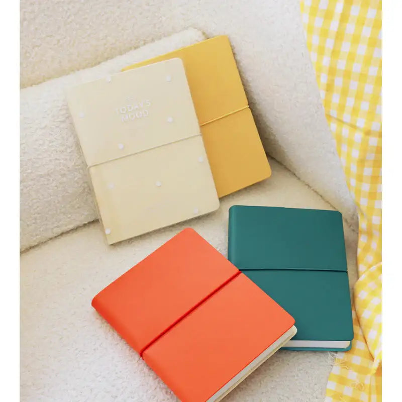 INDIGO - 2023 Today's Mood Weekly Diary B6 - INDIGO - Diary - Harumio