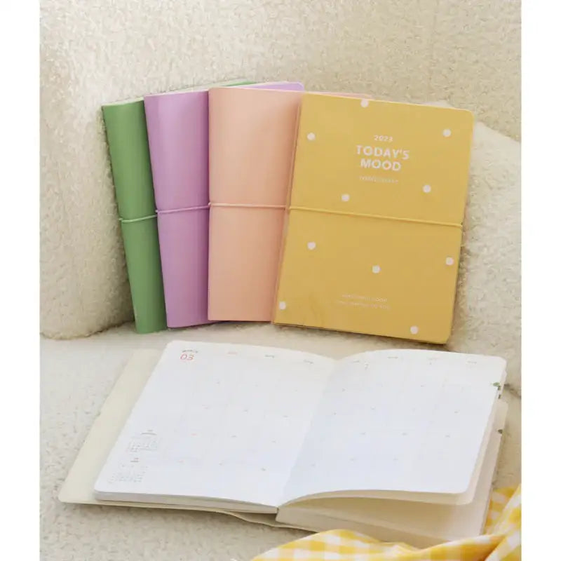 INDIGO - 2023 Today's Mood Weekly Diary B6 - INDIGO - Diary - Harumio