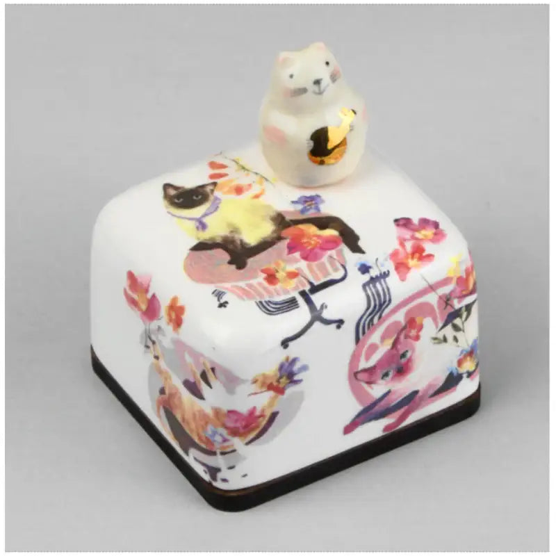 HK Studio - Moony Ceramic Flower Cat Musical Paperweight - HK Studio - Music Box - Harumio