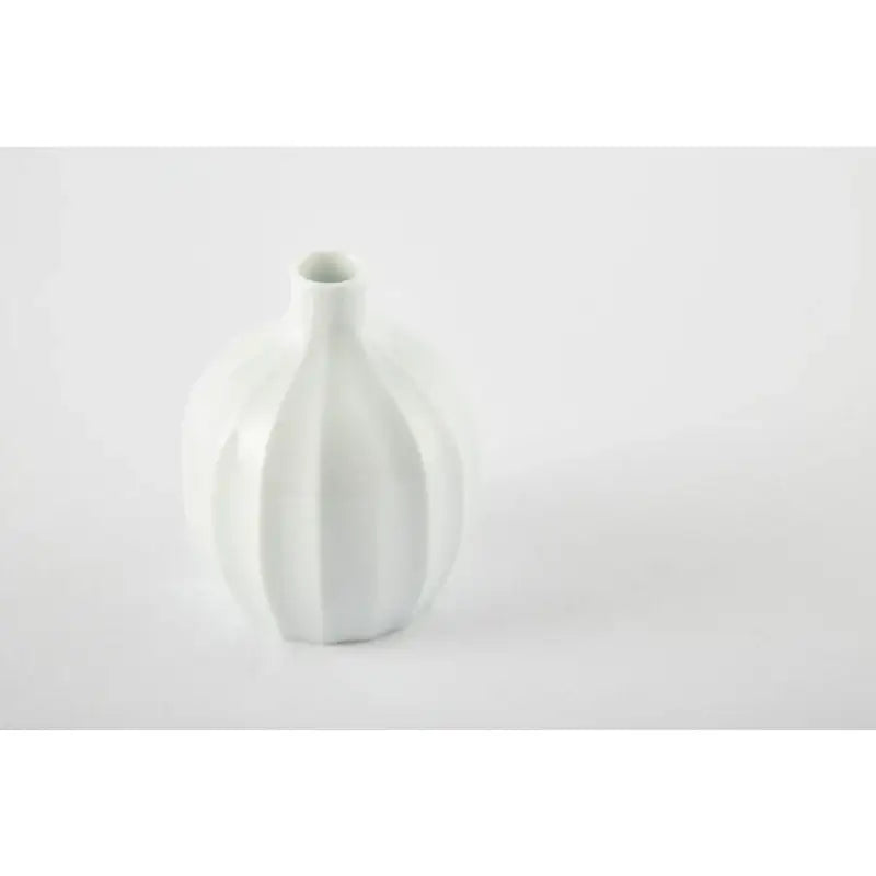 Chaora - White Porcelain Angle Vase (M) - Chaora - Tableware - Harumio