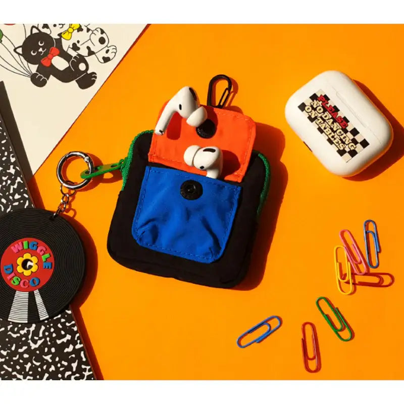 Wiggle Wiggle - Pocket AirPods Pouch - Wiggle Wiggle - AirPods Pouch - Harumio