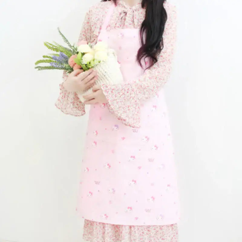 NARA HOME DECO X Hello Kitty - Floral Apron - NARA HOME DECO - Kitchen Wear - Harumio