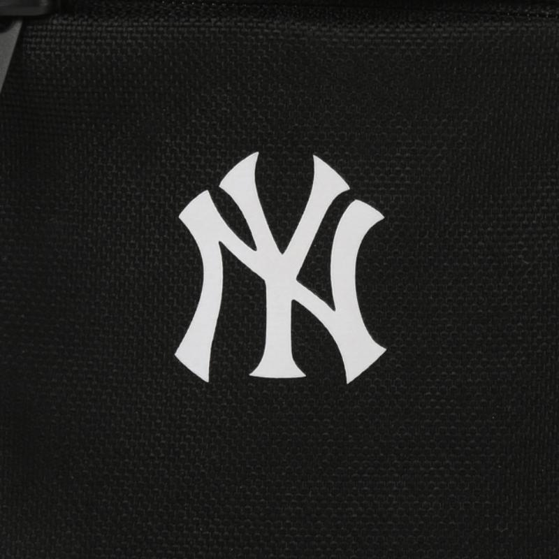 Túi MLB Kèm Size Mini x Monogram Mini Crossbody Bag NewYork Yankees -  LyKorea