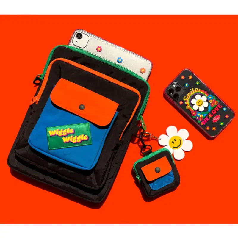 Wiggle Wiggle - Pocket iPad Pouch - Wiggle Wiggle - iPad Pouch - Harumio