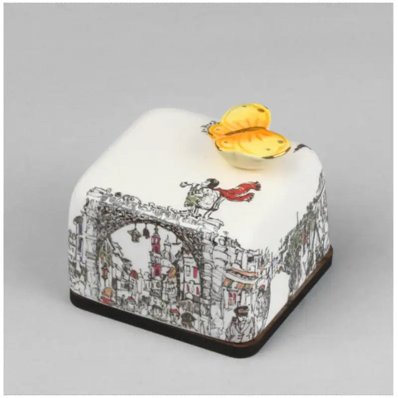 HK Studio - Moony Ceramic Street Musical Paperweight - HK Studio - Music Box - Harumio