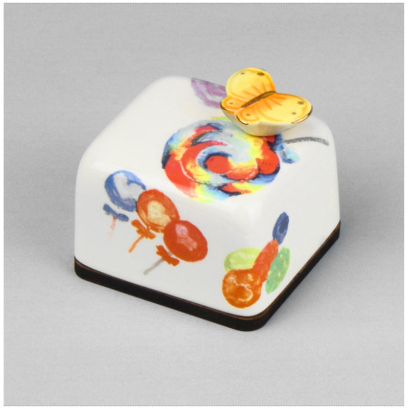 HK Studio - Moony Ceramic Candy Musical Paperweight