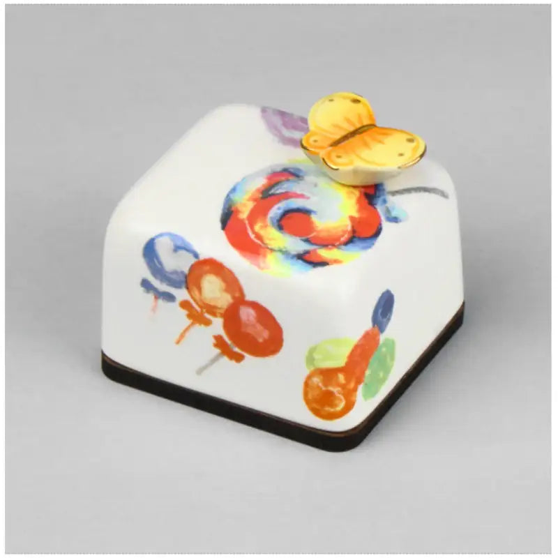 HK Studio - Moony Ceramic Candy Musical Paperweight - HK Studio - Music Box - Harumio