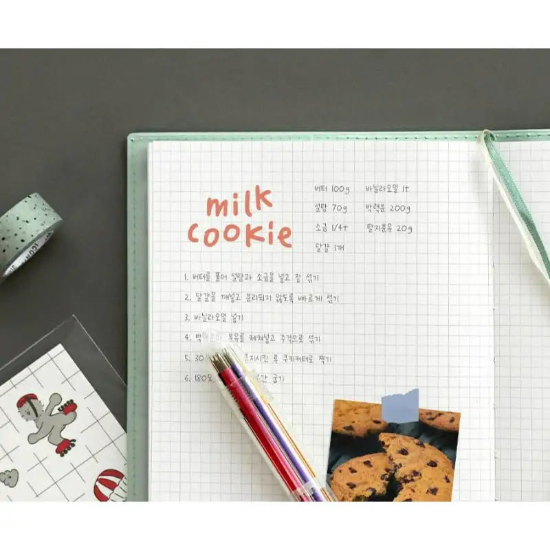 ICONIC - 2023 The Planner M - Iconic - Planner - Harumio