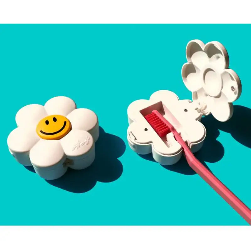 Wiggle Wiggle - Toothbrush Sterilizer - Wiggle Wiggle - Home & Living, Accessories - Harumio