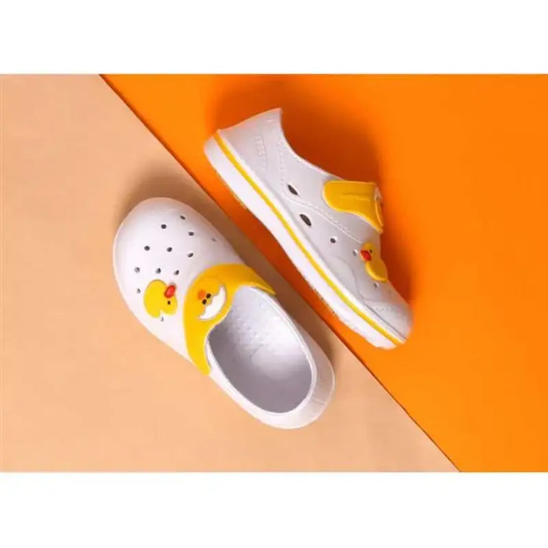 Line Friends - EVA Kids Slippers - Line Friends - Footwear - Harumio