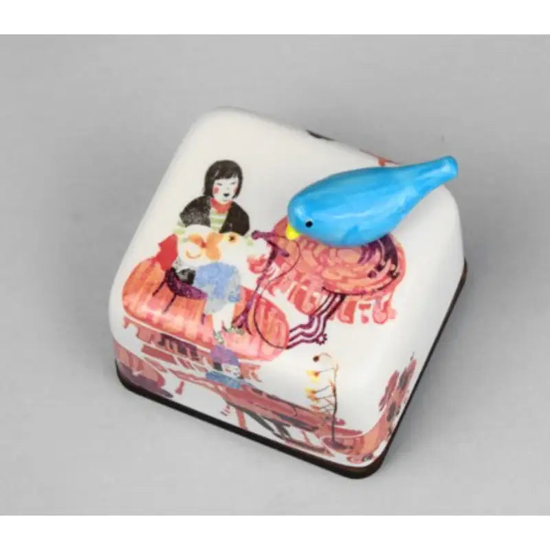 HK Studio - Moony Ceramic Pink Band Musical Paperweight - HK Studio - Music Box - Harumio