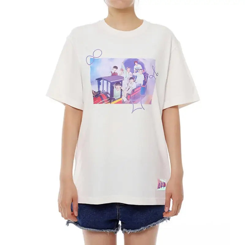 BTS - SOWOOZOO - Photo S/S T-Shirt - BTS - Clothing - Harumio
