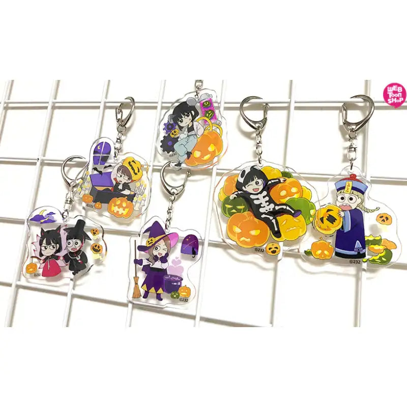 Love Revolution - 'Halloween' SD Acrylic Keyring - Webtoon Shop - Keyring - Harumio