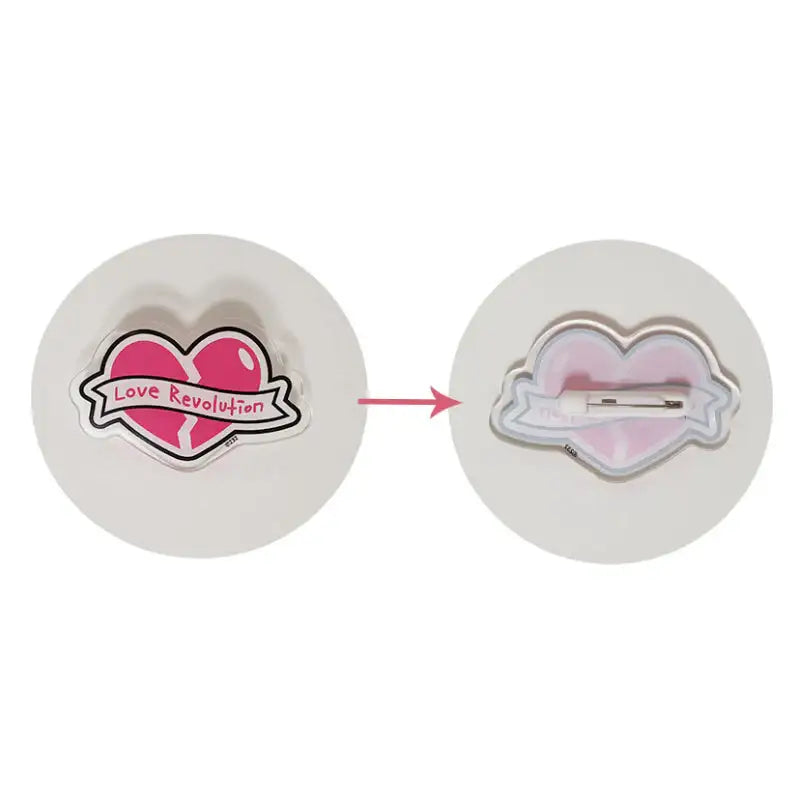 Love Revolution - Acrylic Badges - Webtoon Shop - Badges - Harumio