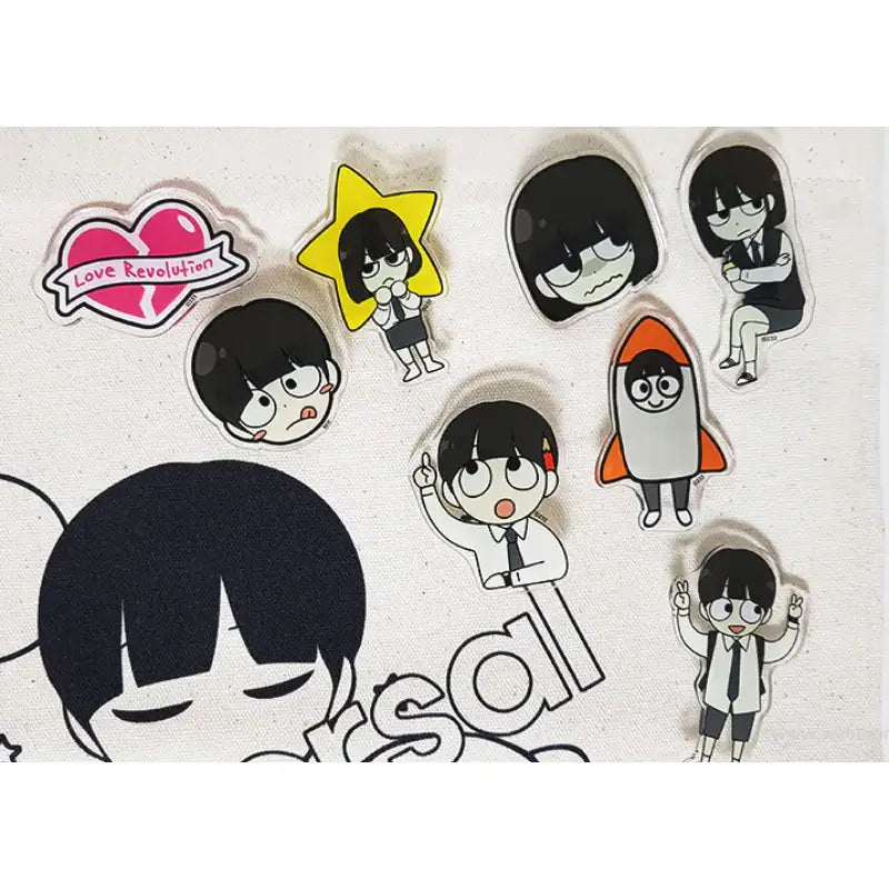 Love Revolution - Acrylic Badges - Webtoon Shop - Badges - Harumio