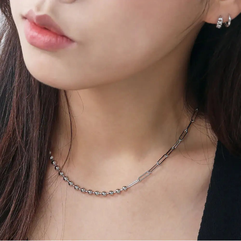 CLUE - Unbalance Ball Chain Silver Necklace - CLUE - Jewelry - Harumio