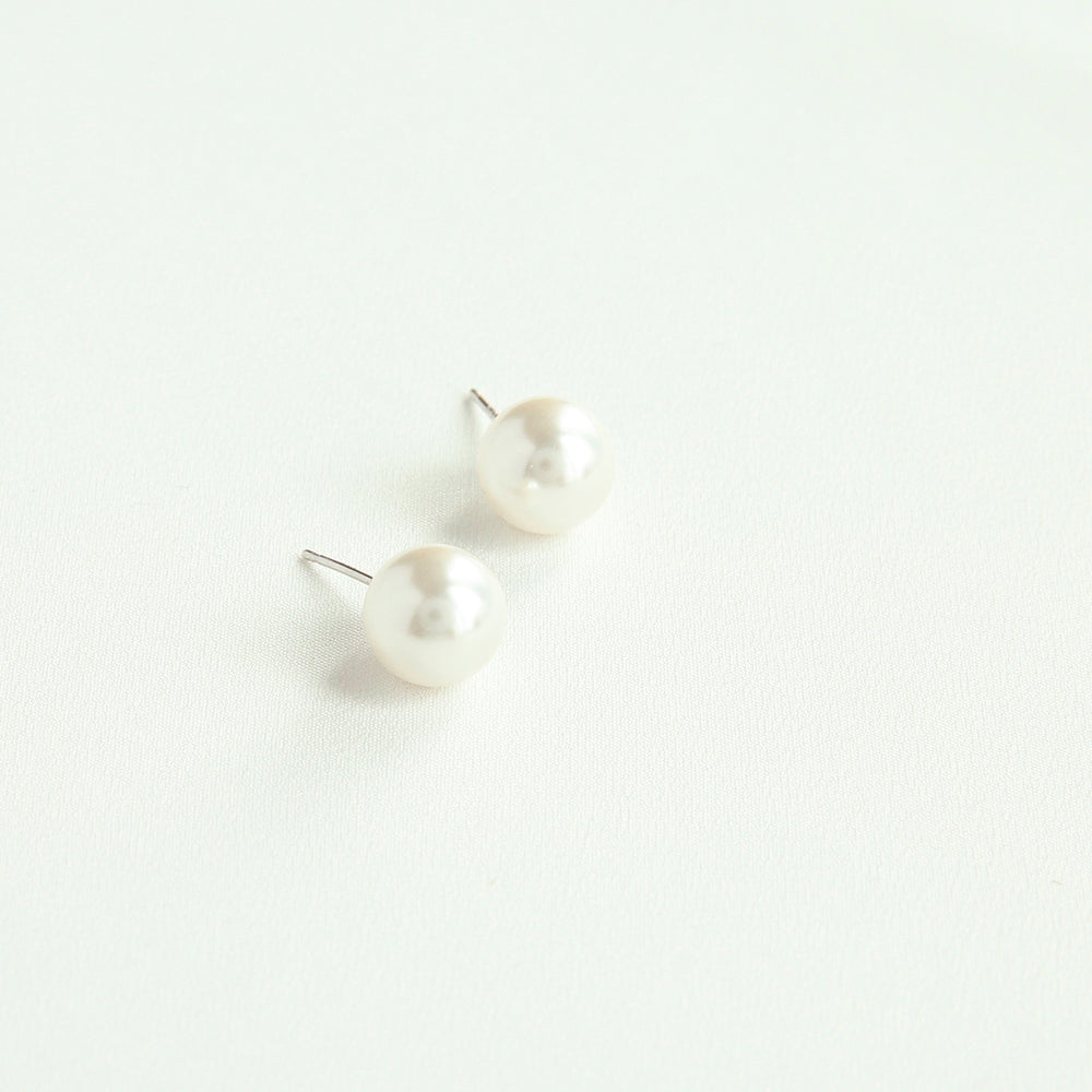 OST - Mini Silver Pearl Ball Earrings