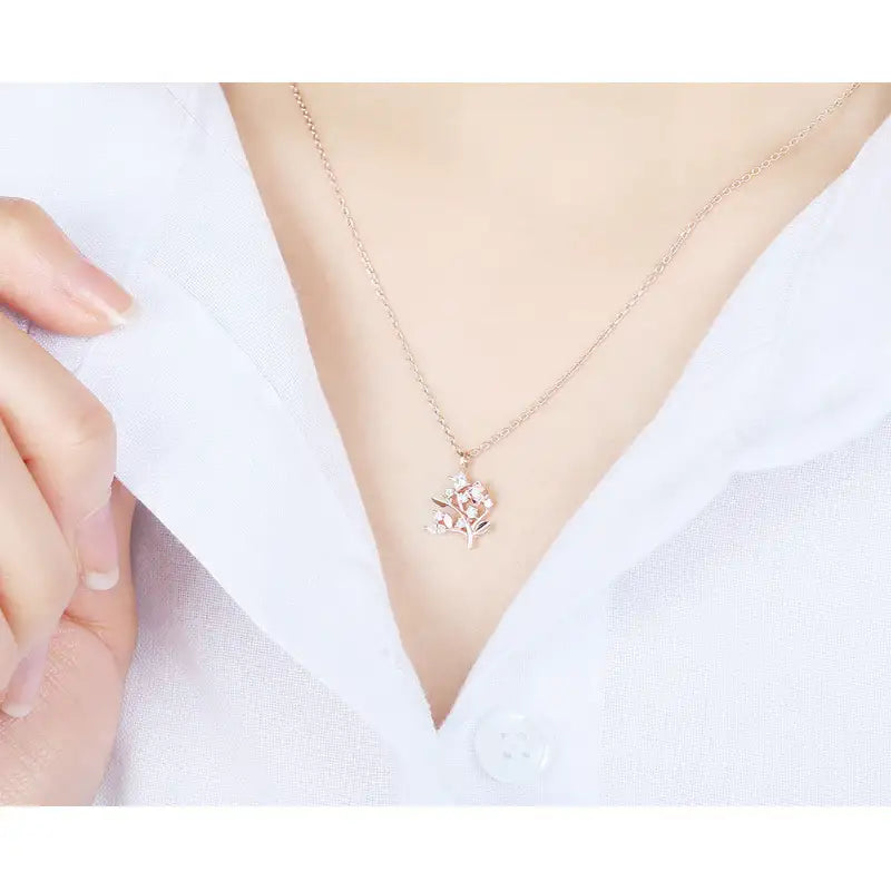 CLUE - Diamond Shiny Chrysanthemum Silver Necklace - CLUE - Jewelry - Harumio