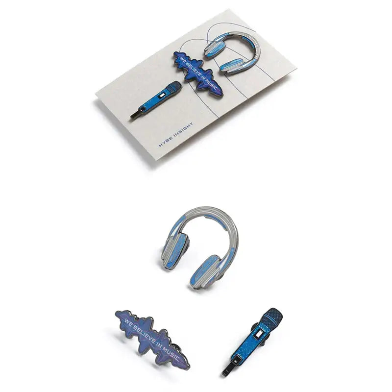 HYBE INSIGHT - Badge Set - HYBE INSIGHT - Accessories - Harumio