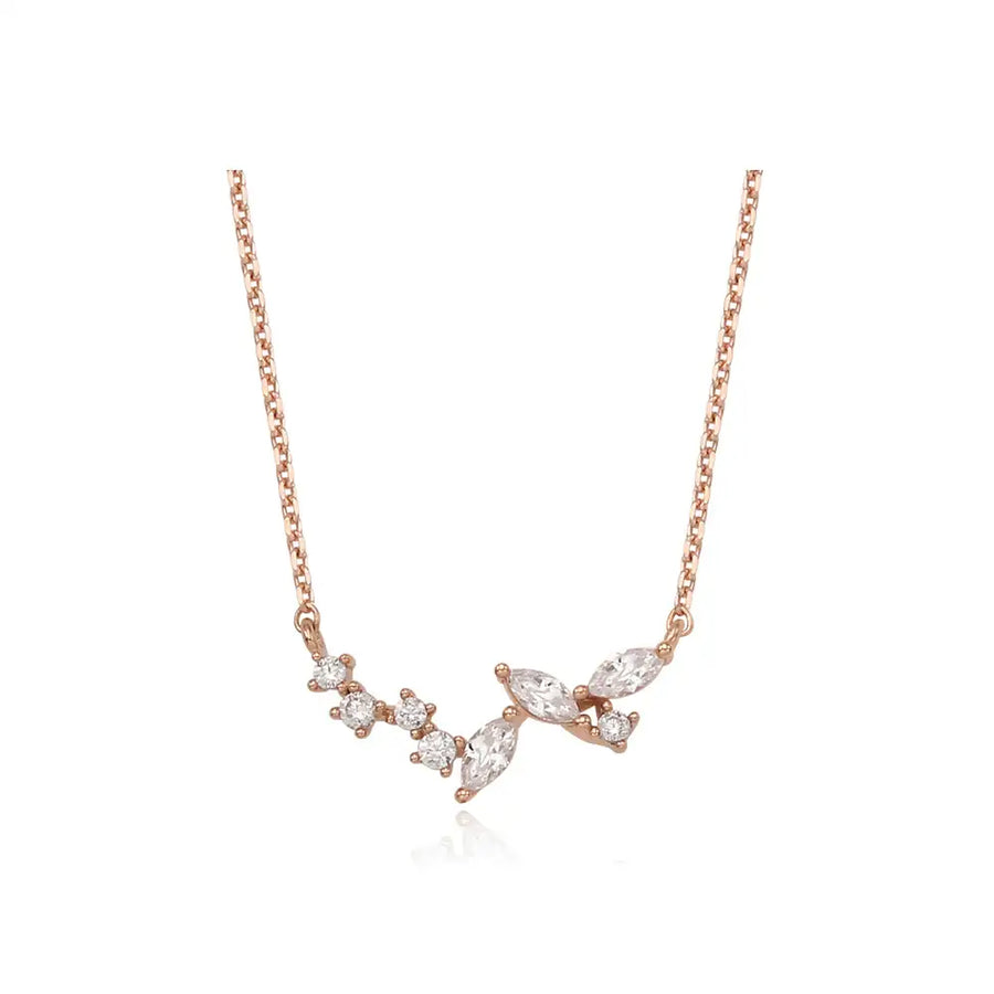 CLUE - Bellflower Hydrangea Leaf Silver Necklace - CLUE - Jewelry - Harumio