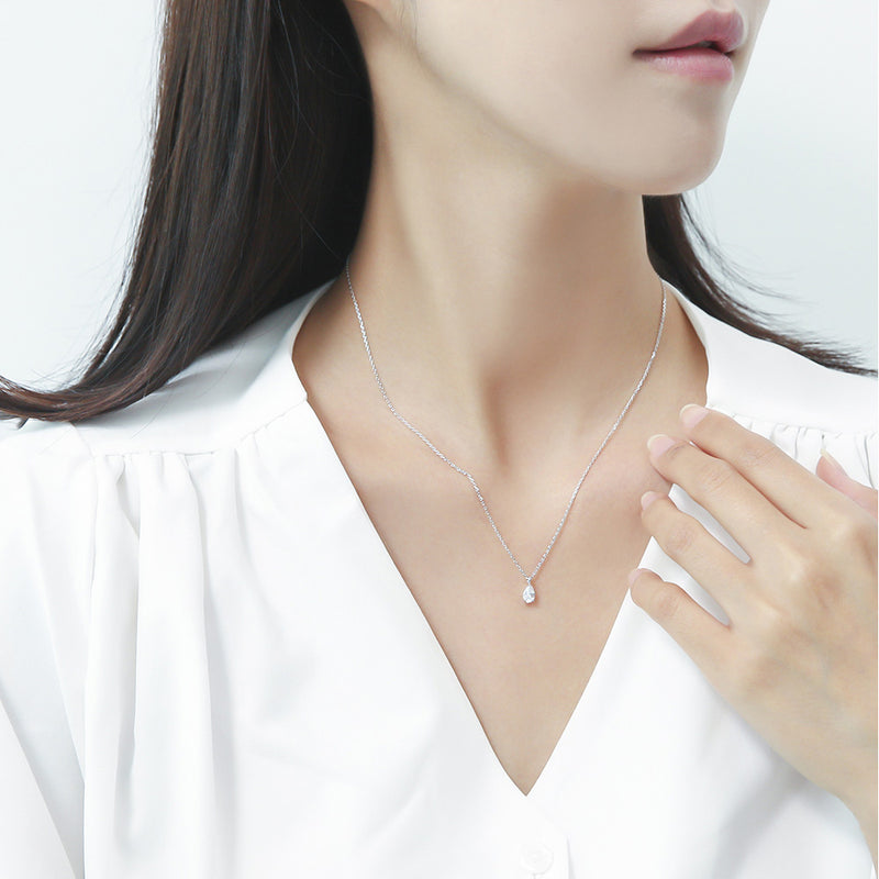 OST - Puremond Pear Cut Silver Necklace
