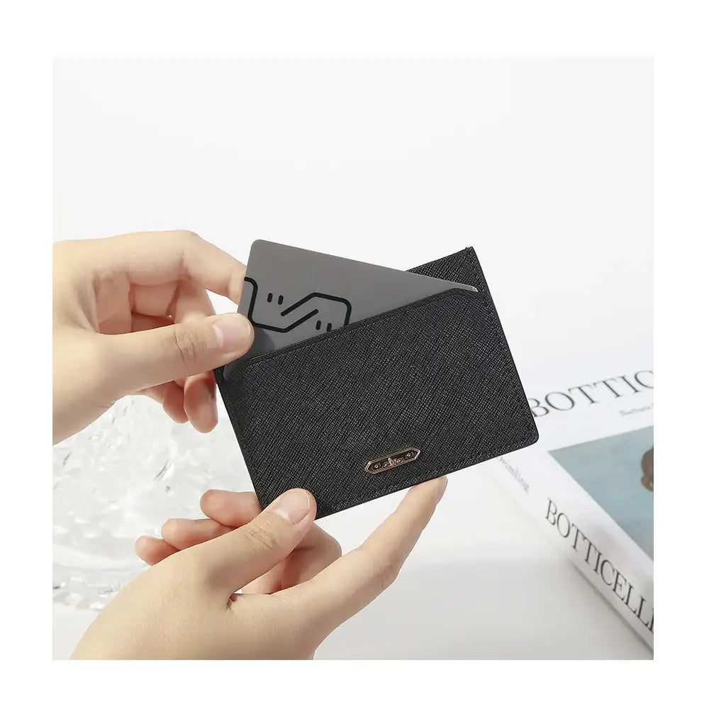 CLUE - Basic Carbon Black Card Wallet - CLUE - Accessories - Harumio