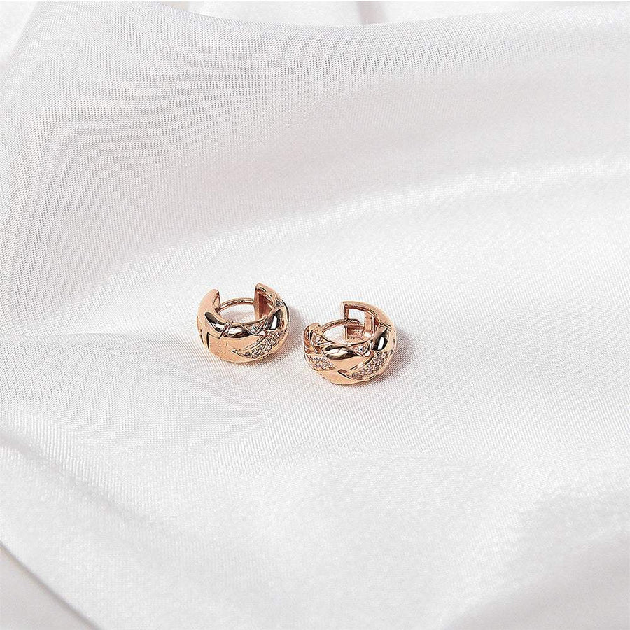 CLUE - Bold One Touch Rose Gold Earrings - CLUE - Jewelry - Harumio