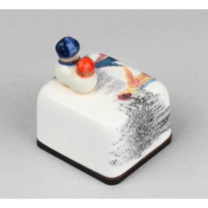 HK Studio - Moony Ceramic Winter Couple Musical Paperweight - HK Studio - Music Box - Harumio