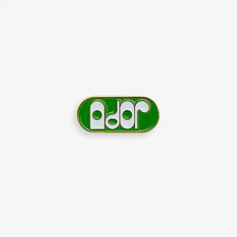 NewJeans - ADOR - Badge Ver.1 - NewJeans - Badge - Harumio
