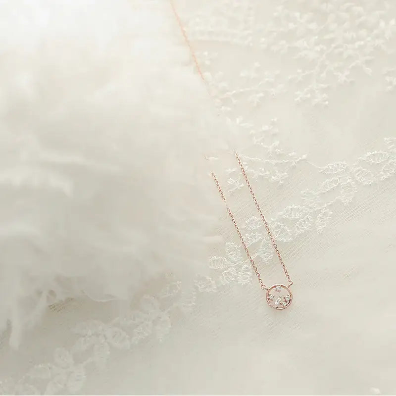 CLUE - Round Freezing Cubic Silver Necklace - CLUE - Jewelry - Harumio