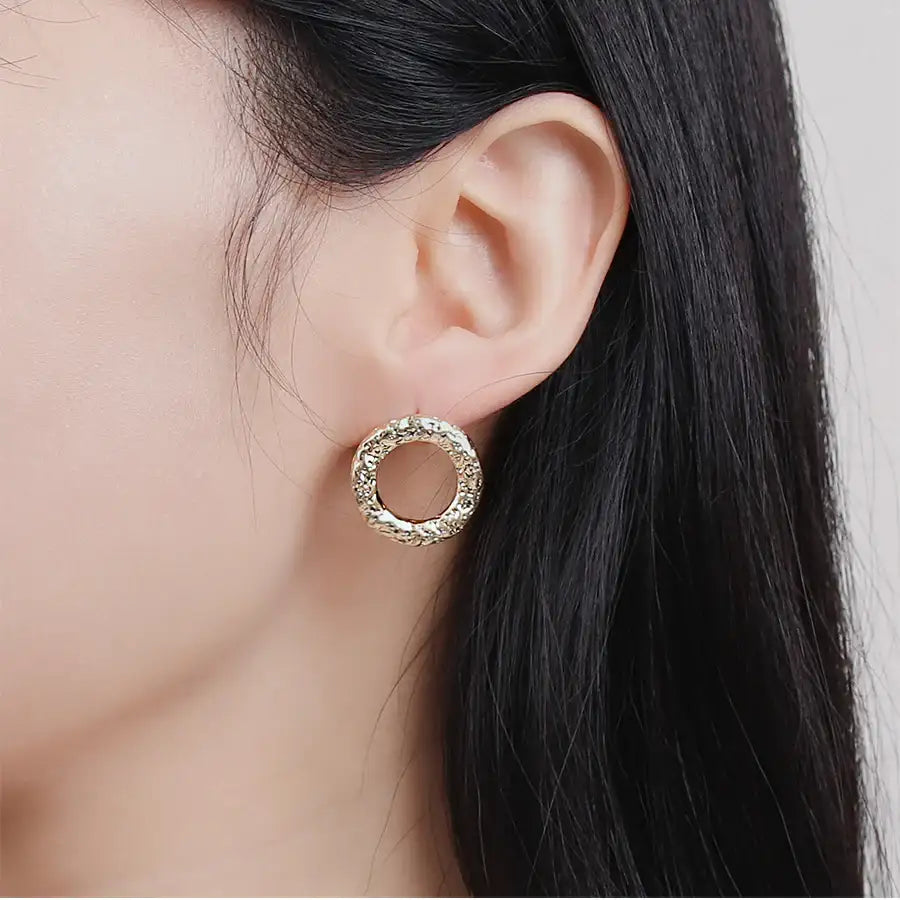 CLUE - Round Scrum Fashion Earrings - CLUE - Jewelry - Harumio