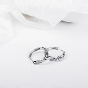 CLUE - Flat Small One-Touch Silver Earrings - CLUE - Jewelry - Harumio