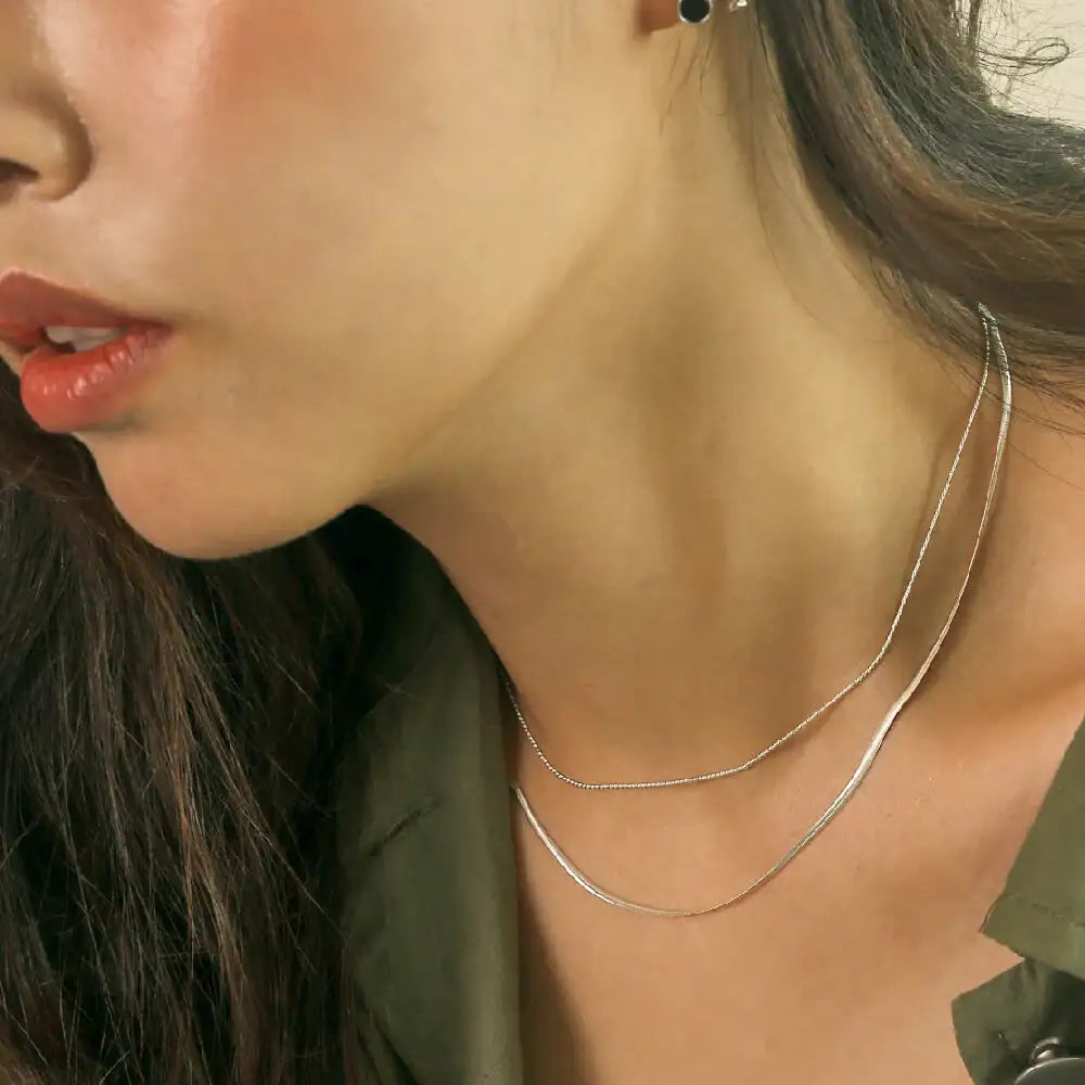 CLUE - Layered Omega Chain Integrated Silver Necklace - CLUE - Jewelry - Harumio