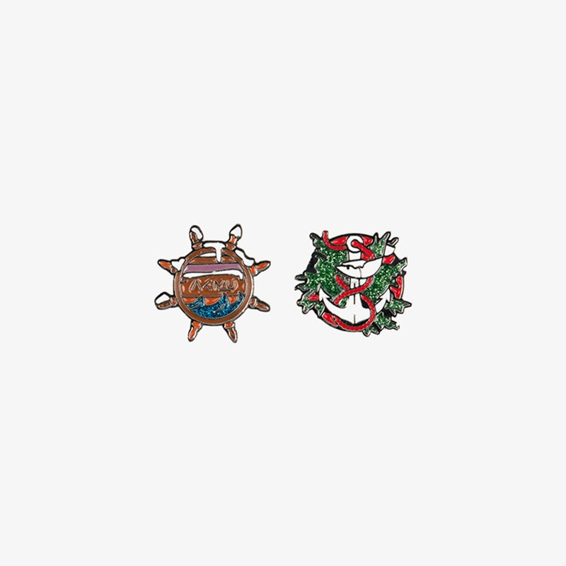AKMU - YGBOX7 - Christmas Badge Set