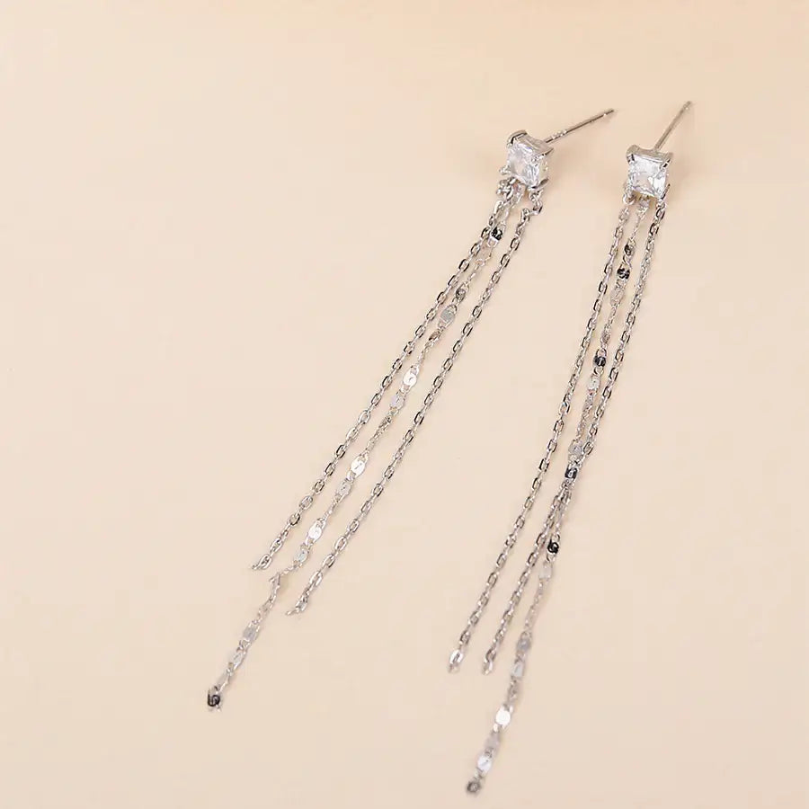 CLUE - Crystal Swing Drop Silver Earrings - CLUE - Jewelry - Harumio